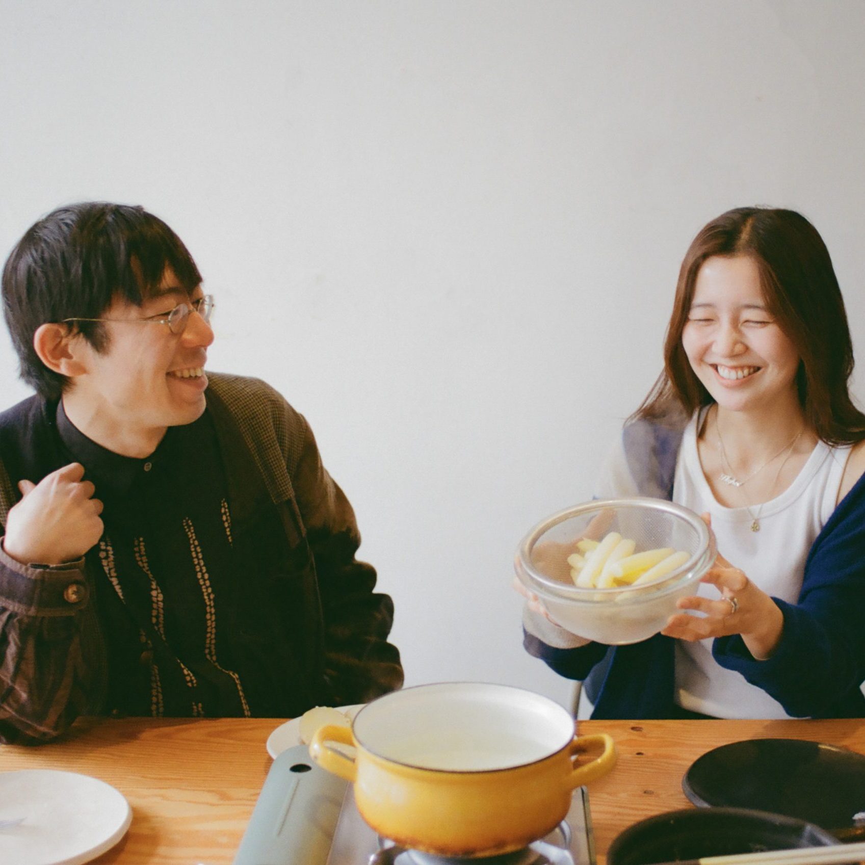 ホワイトアスパラを調理して、ドイツの春に想いを馳せる朝　haru.&times;村瀬弘行【前編】