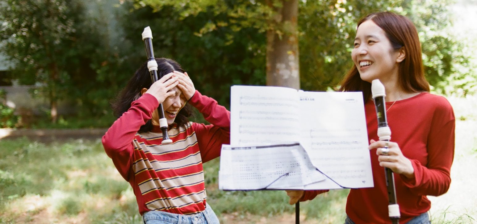 アルトリコーダーを演奏する朝 haru.×Tomoe Miyazaki【前編】